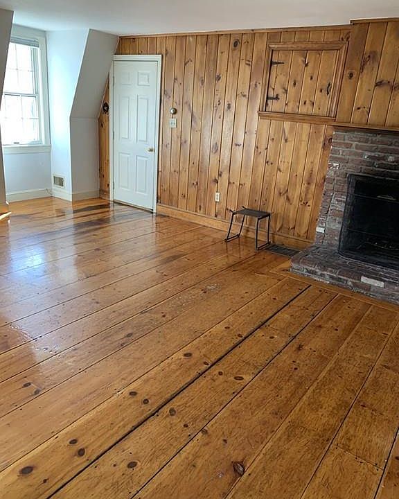 2nd image of 59 Atlantic Ave #1