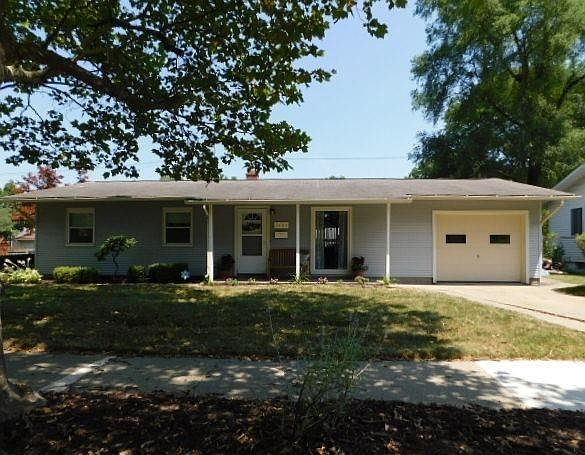 1st image of 2406 N Circle Dr