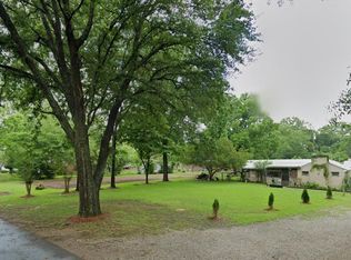 208 Meadowood Ave, Bessemer, AL 35023