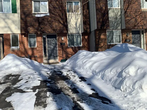 2991 Olympic Way, Ottawa, ON K1T 1Y3