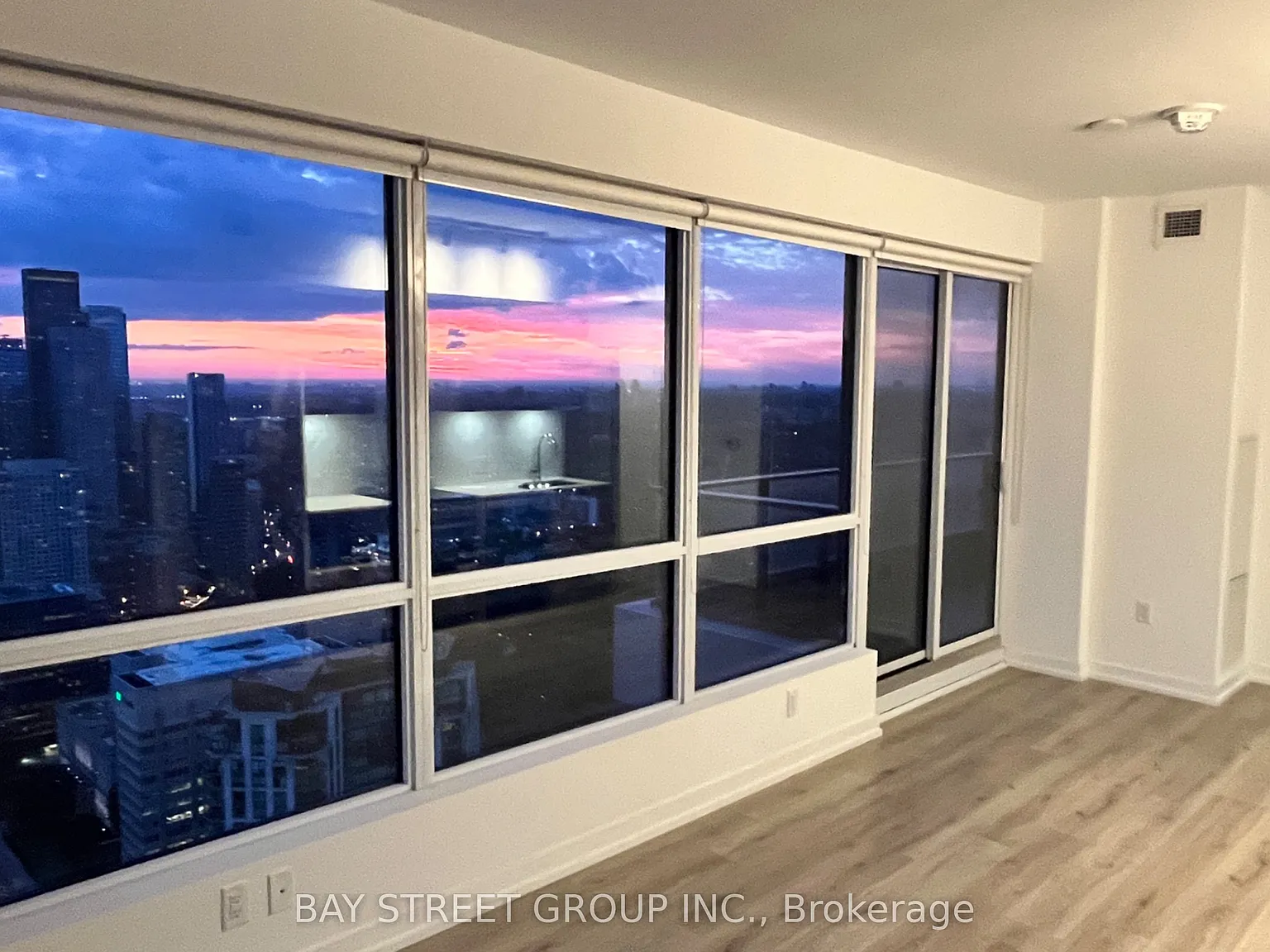 2 bed, $3,200 — Photo 3