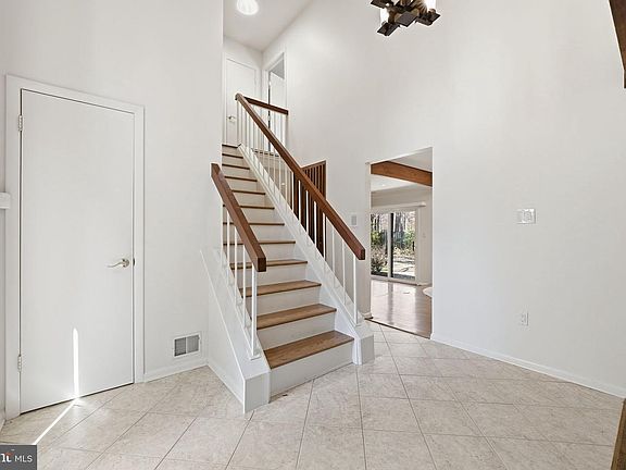 4th image of 5207 Capon Hill Pl