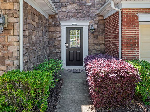2nd image of 1116 Kingston Grove Dr