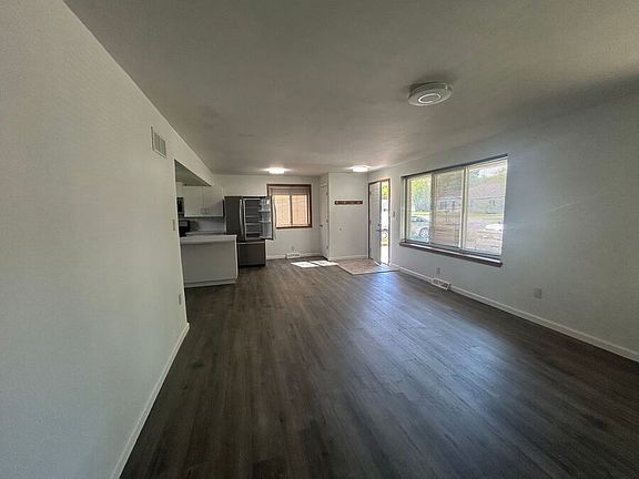 4th image of 7721 Visger Ave