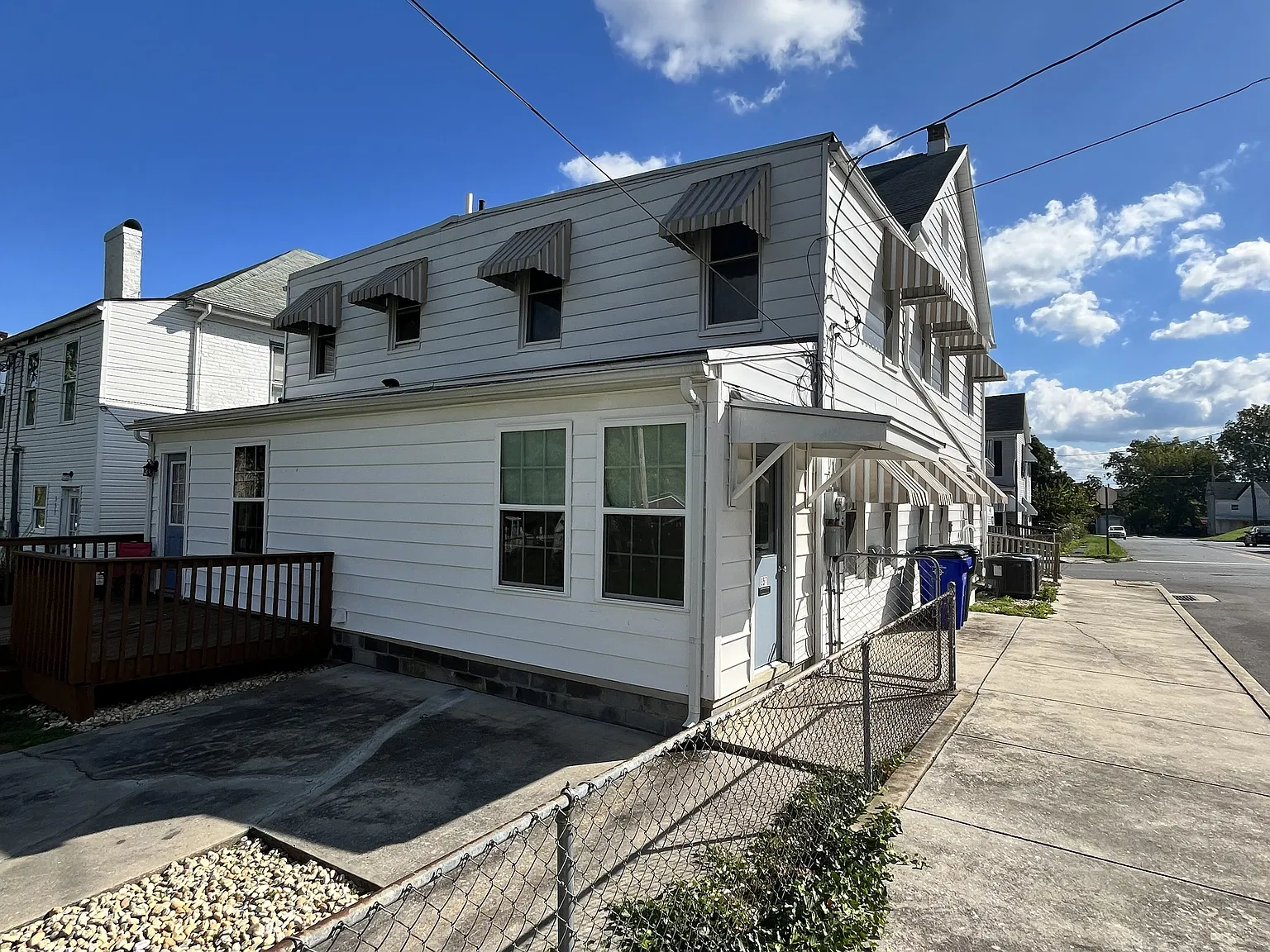 3 bed, $1,650 — Photo 4