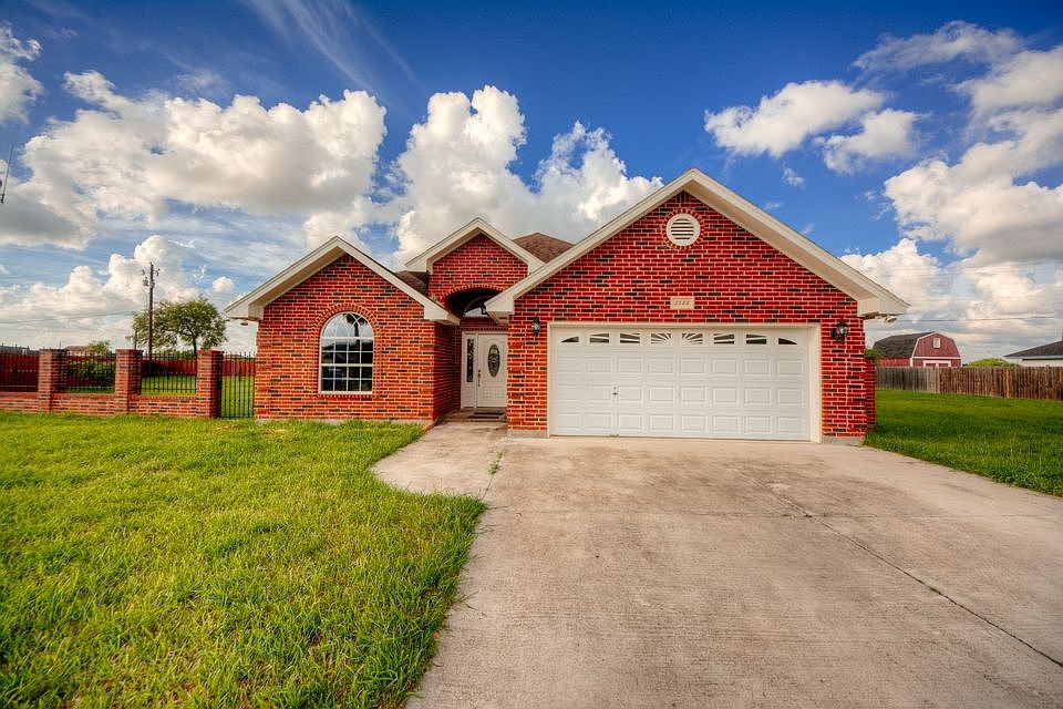 1st image of 3523 Warwick Glen Dr