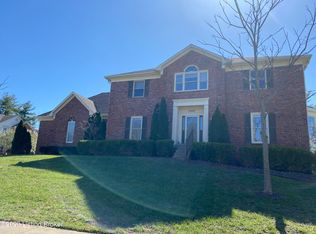1002 Windsong Way, Saint Matthews, KY