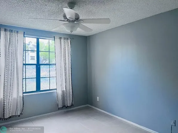 11225 W Atlantic Blvd APT 102, Coral Springs, FL 33071