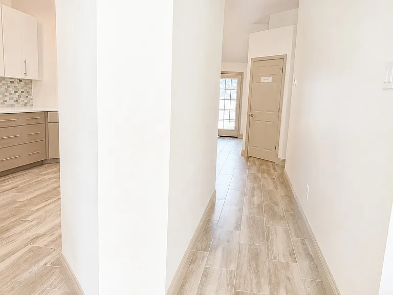 809 Big Bend Dr — Photo 6