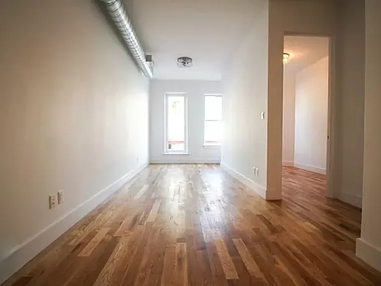 215 Knickerbocker Ave #2L — Photo 3