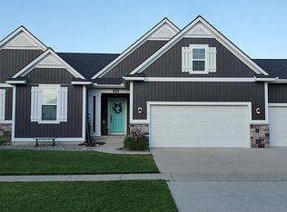 2768 Red Bud Dr, Zeeland, MI 49464