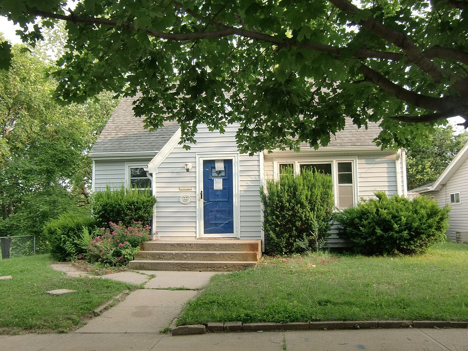 1st image of 1800 Villa Ave