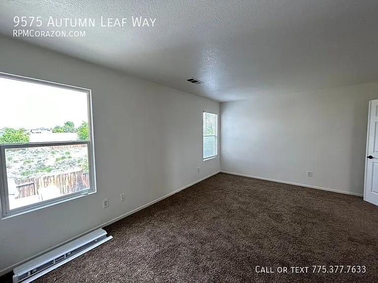 9575 Autumn Leaf Way — Photo 16