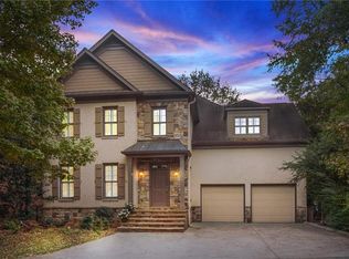 61 W Belle Isle Rd, Sandy Springs, GA 30342