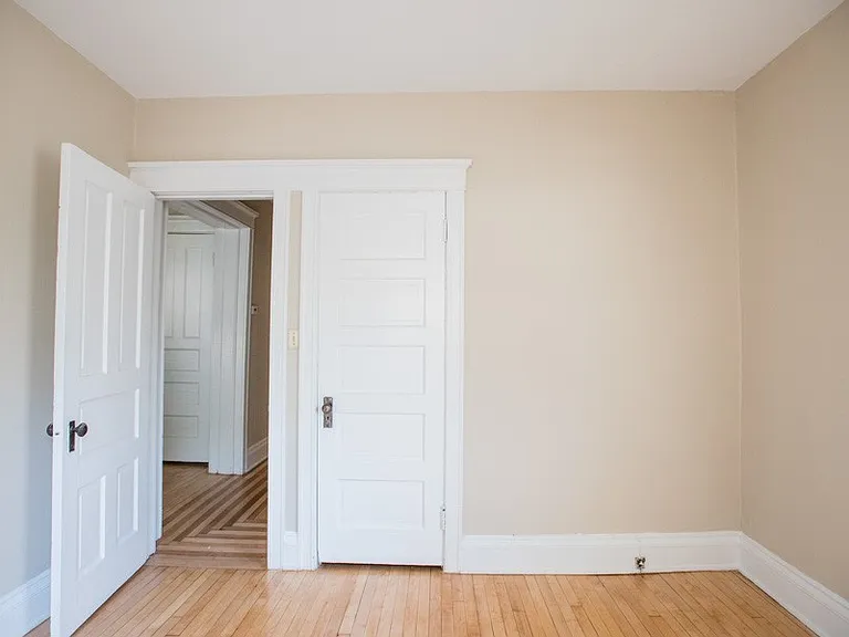 2724-2726 N Murray Duplex — Photo 36