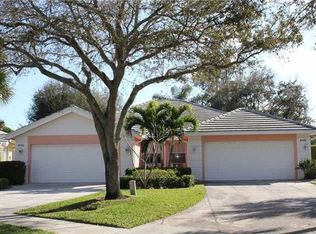 4136 Old Oak Dr, Palm Beach Gardens, FL 33410