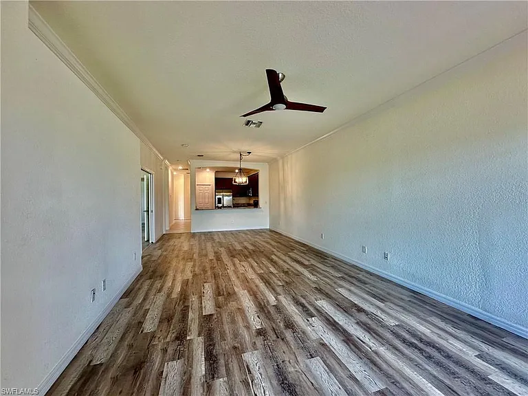 1823 Alameda Dr — Photo 10