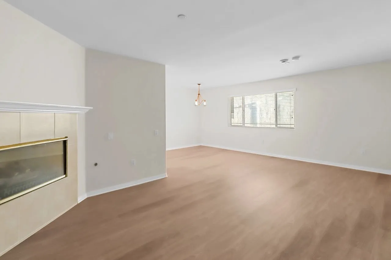 1 bed, 1.0 bath, $2,395 — Photo 1