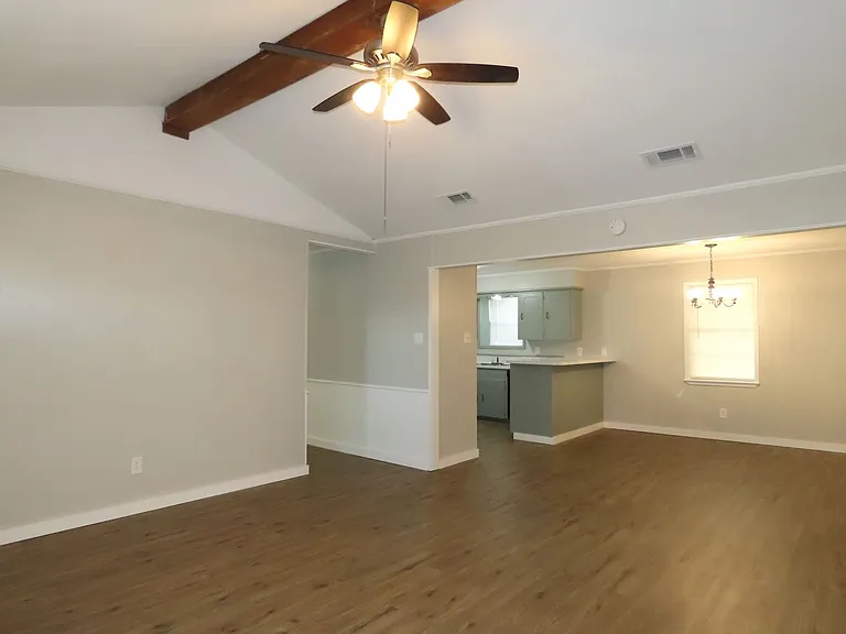 10556 Twin Oaks Dr — Photo 6