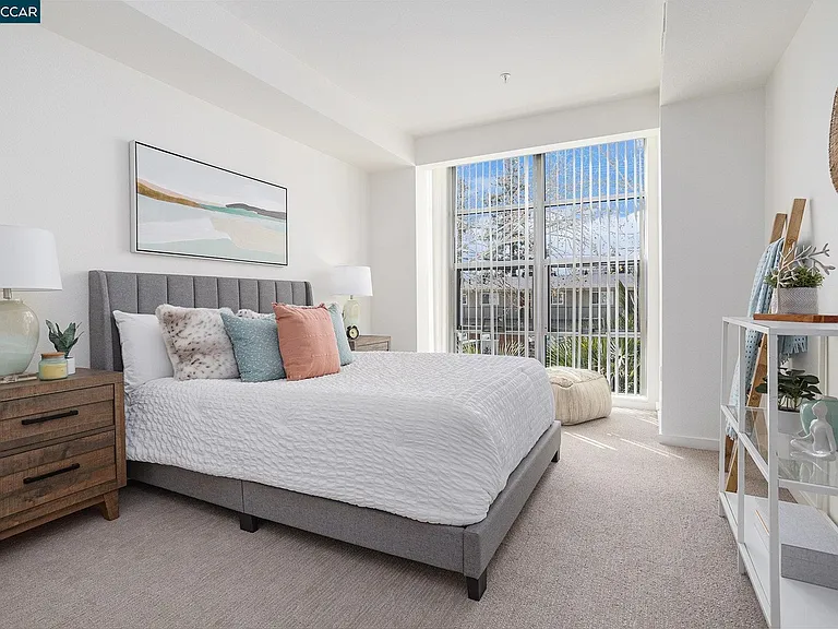 1655 N California Blvd #228 — Photo 10