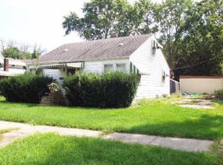 745 W Sawyer St, Decatur, IL 62526