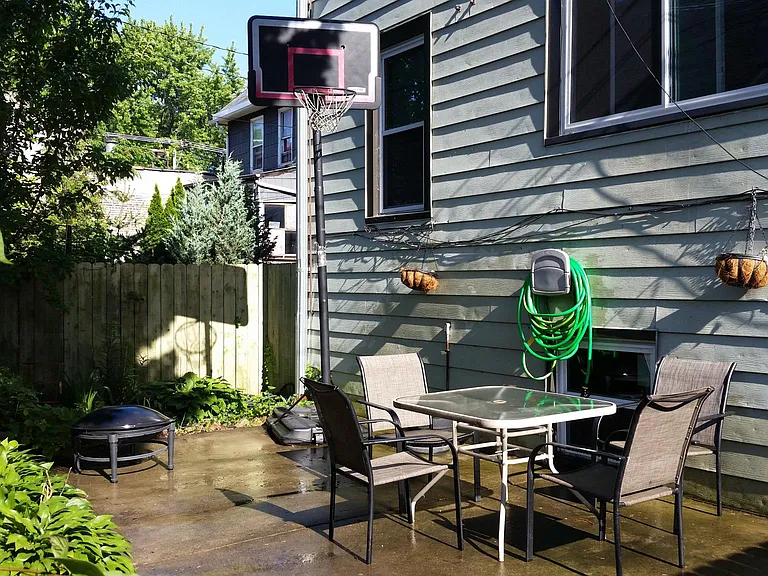 1426 W Highland Ave #BASEMENT — Photo 17