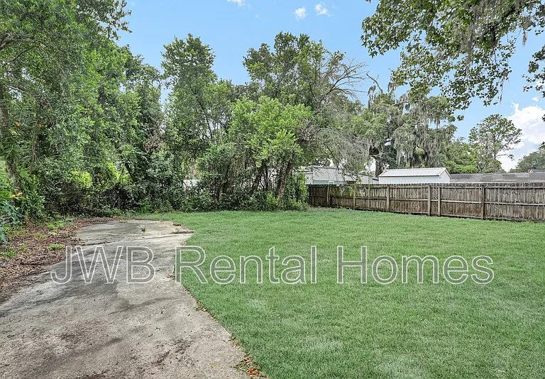 7171 Lucky Dr W — Photo 15