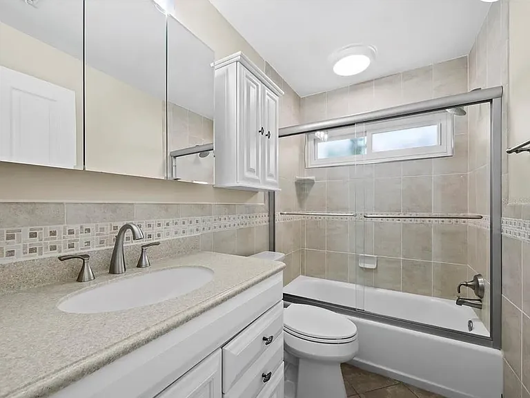 1856 Woodhaven Cir — Photo 18