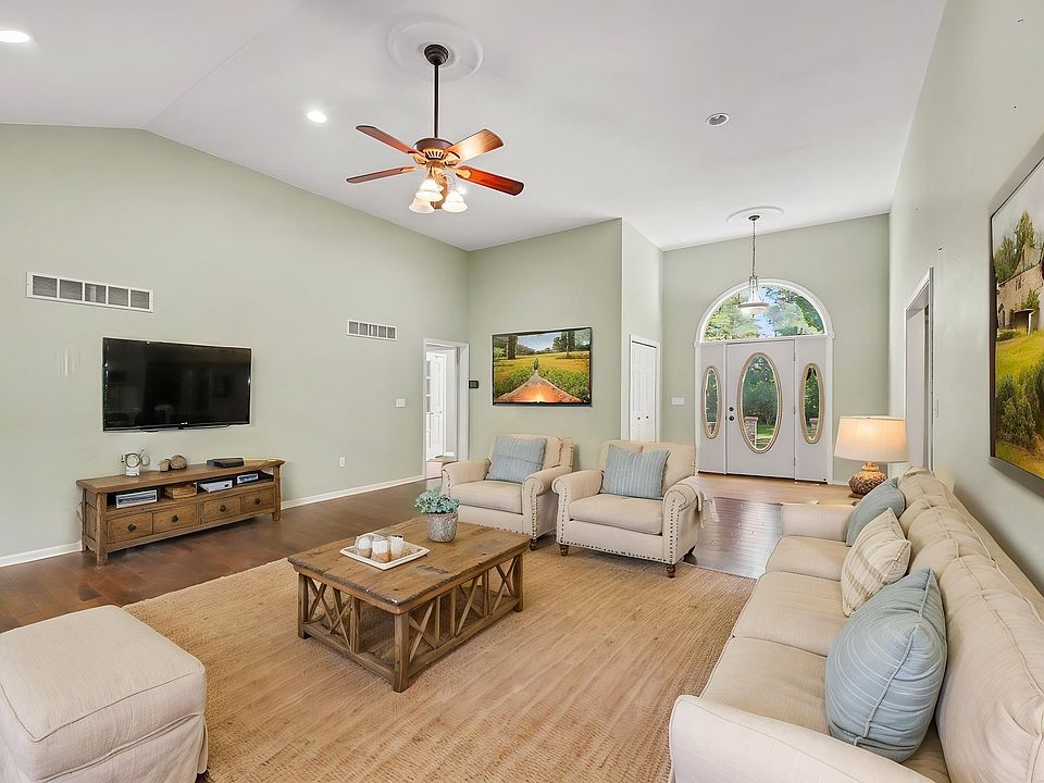 341 Nolan Rd, photo 8