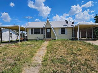 1212 Hazelwood St, Borger, TX 79007