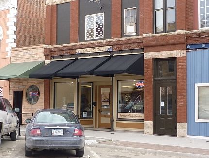 1st image of 823 12th St