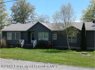 88 Lakeside Rd, Hop Bottom, PA 18824