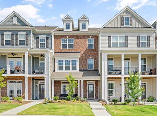 1240 Barn Cat Way, Apex, NC 27502