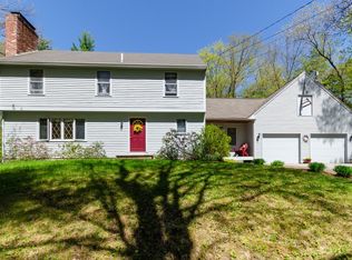 15 Brook Rd, Amherst, NH 03031