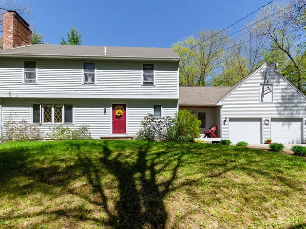 15 Brook Road, Amherst, NH 03031