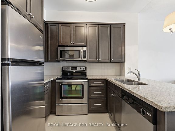 3rd image of 30 N Park Rd #109