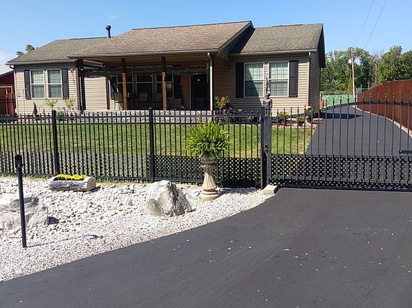255 Gervais Rd