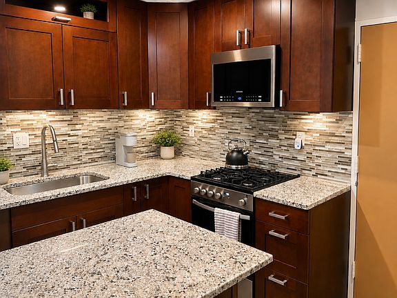 5th image of 1250 4th St SW APT 212