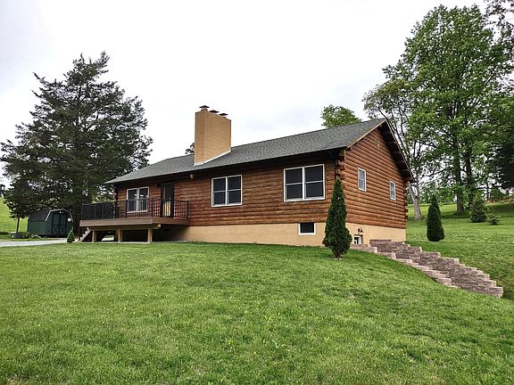 3rd image of 3922 Emrick Ln