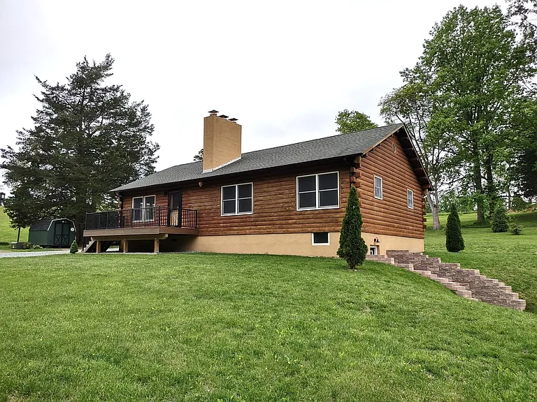 3922 Emrick Ln — Photo 3