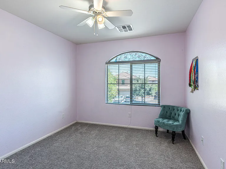 957 E Wimpole Ave — Photo 27