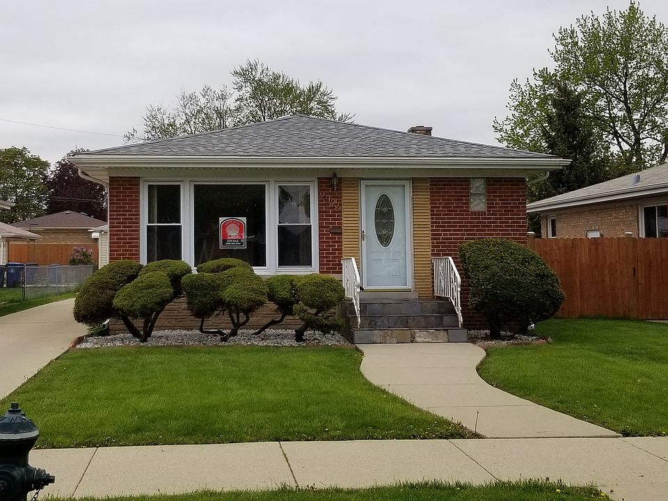 1st image of 2924 Sarah St