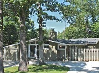 4714 Black Swan Dr, Shawnee, KS 66216