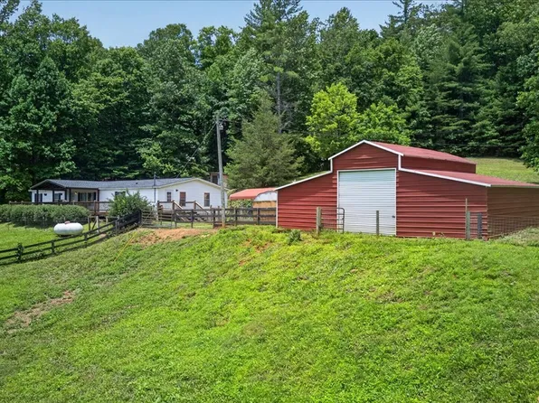 743 Sam Hill Rd, Ellijay, GA 30540