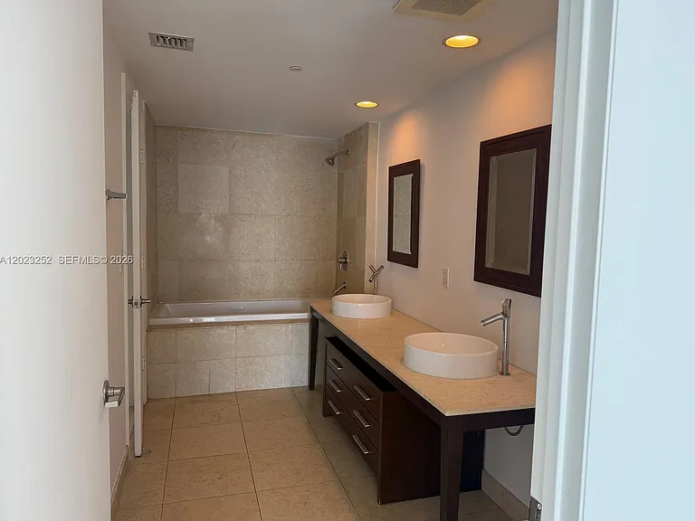 465 Brickell Ave #3906 — Photo 8