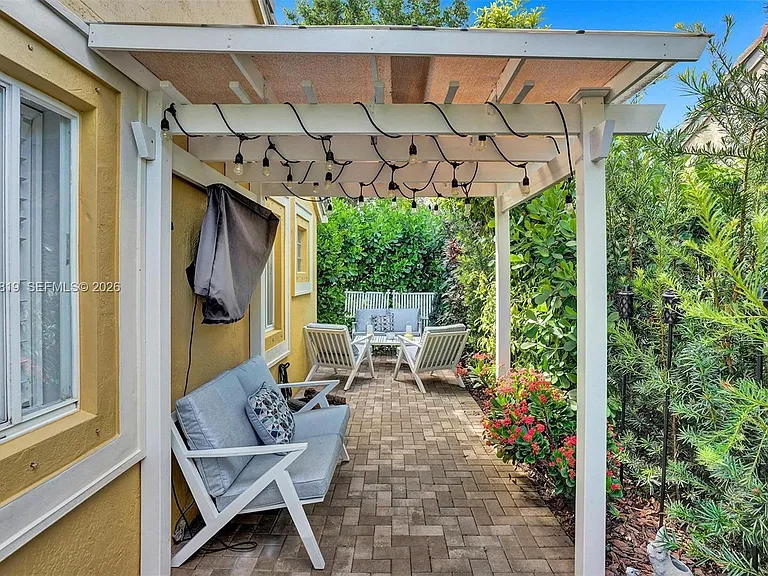 1479 Sunset Way — Photo 32