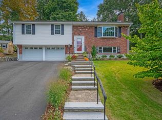 20 Menotomy Rocks Dr, Arlington, MA 02476