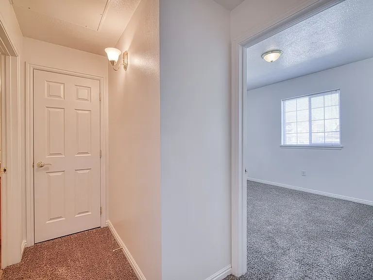 Stone Brook Apartments — Photo 59