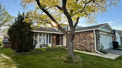 690 Randi Ln Photo 1