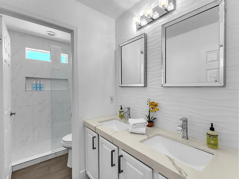 43627 Regata Ct — Photo 24